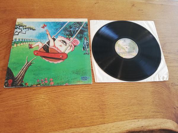 Little Feat – Sailin' Shoes 1972 Warner Bros. K 46156 Deutsche Pressung VG+/VG-(Rückcover eingerissen)